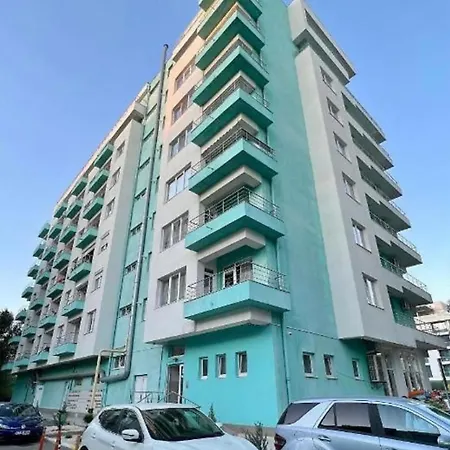 Summerland Sea View Penthouse & Jacuzzi Appartement *