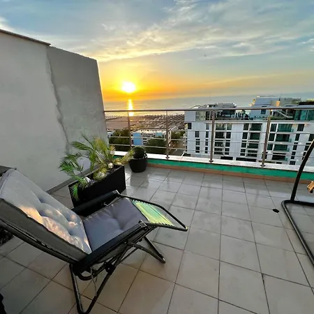 Appartement Summerland Sea View Penthouse & Jacuzzi